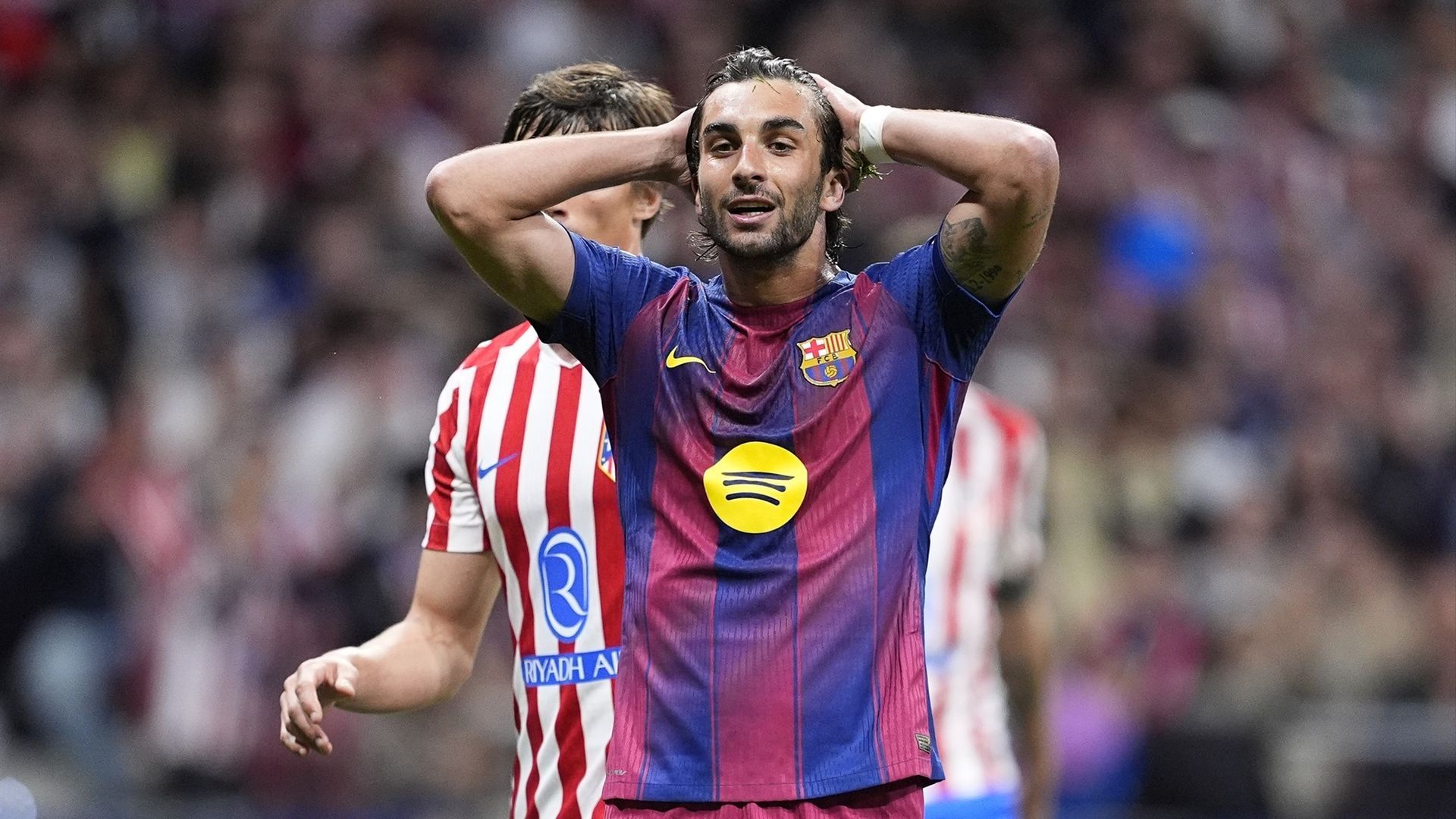 Ferran Torres en un partido con el FC Barcelona la temporada pasada