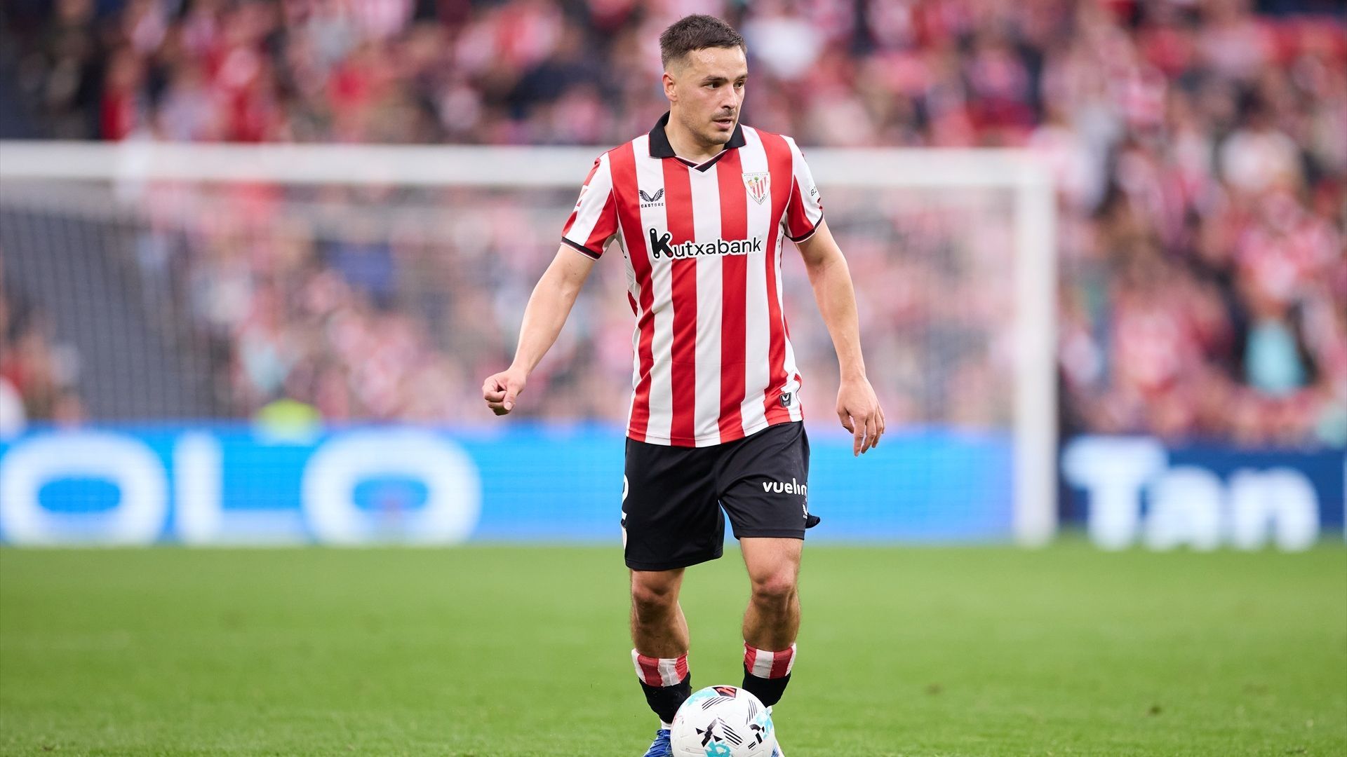 Andoni Gorosabel, en un partido con el Athletic en la 25/26
