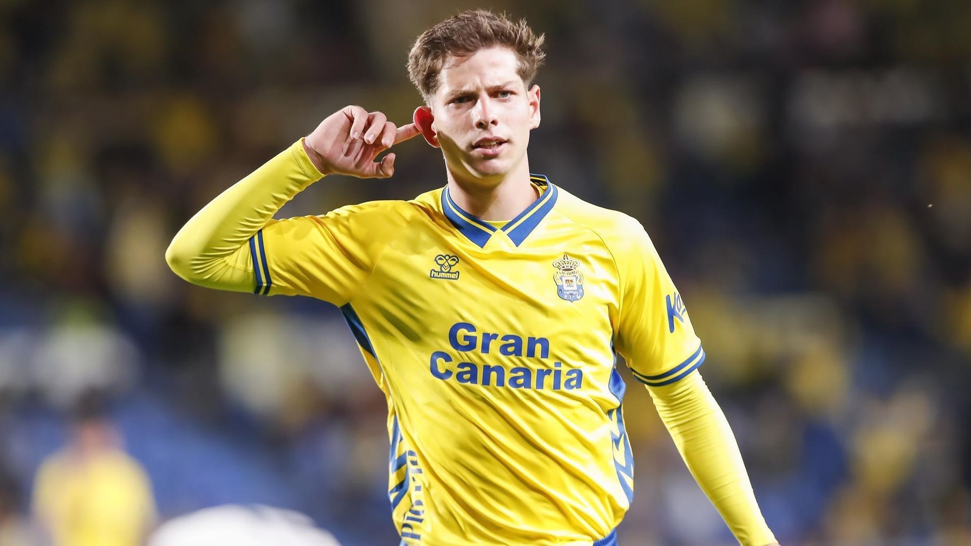 Estanis Pedrola en su última temporada cedido en Las Palmas Estanis Pedrola en su última temporada cedido en Las Palmas