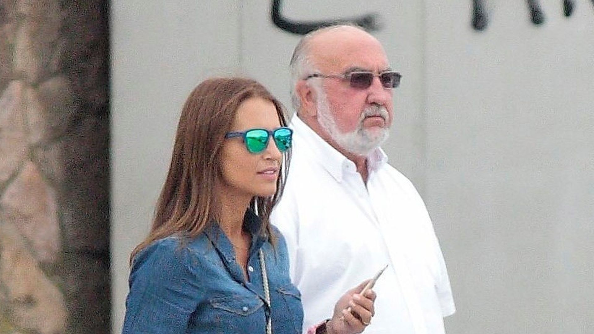 Paula Echevarría junto a su padre, Luis, en su tierra natal