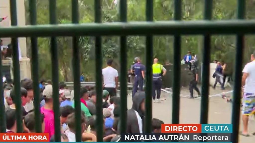 Tensión en Ceuta: "Nos han pedido que nos marchemos por nuestra seguridad"