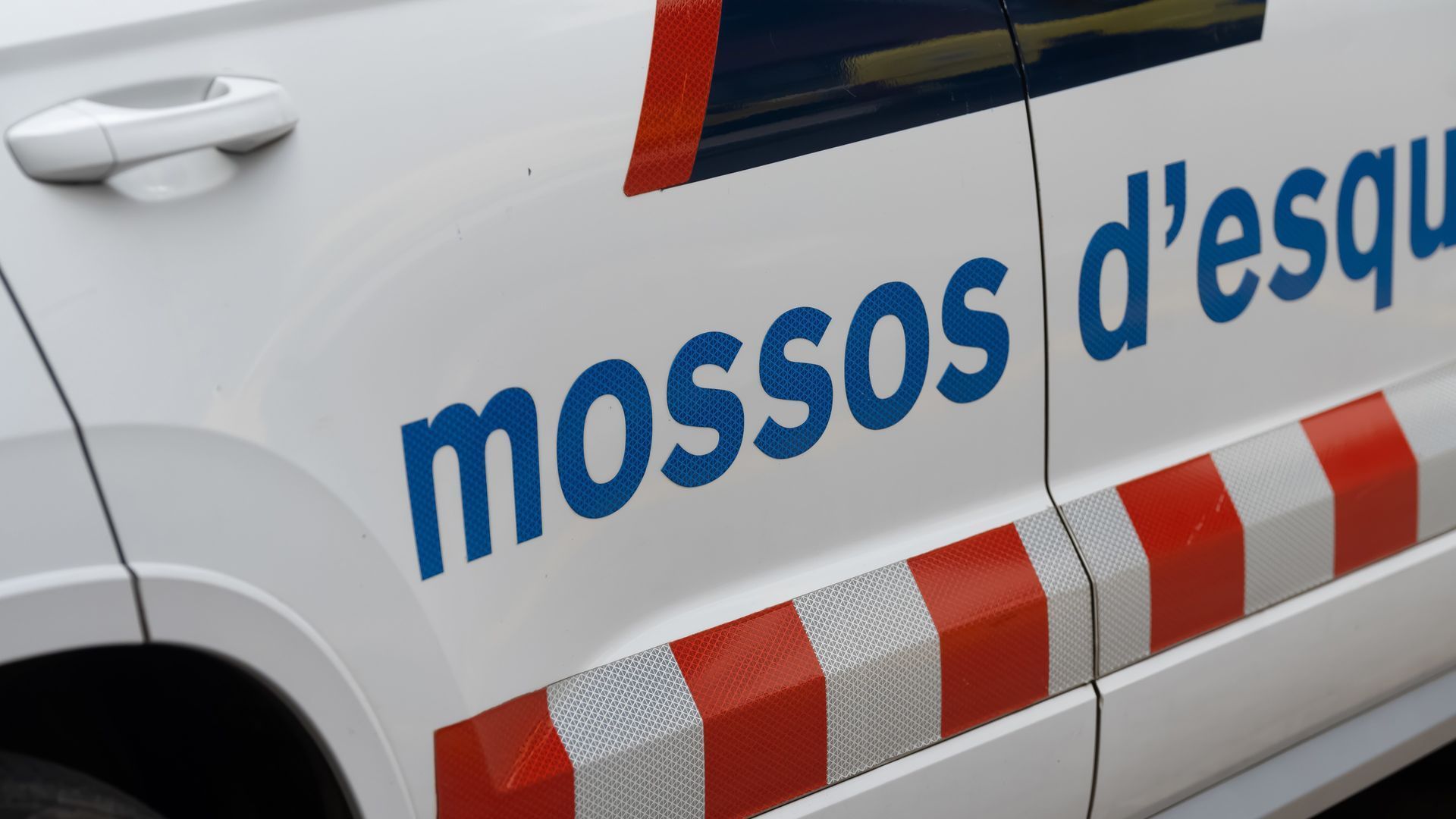 Archivo - Un vehículo de los Mossos d’Esquadra, a 16 de julio de 2024, en Barcelona, Catalunya (España)