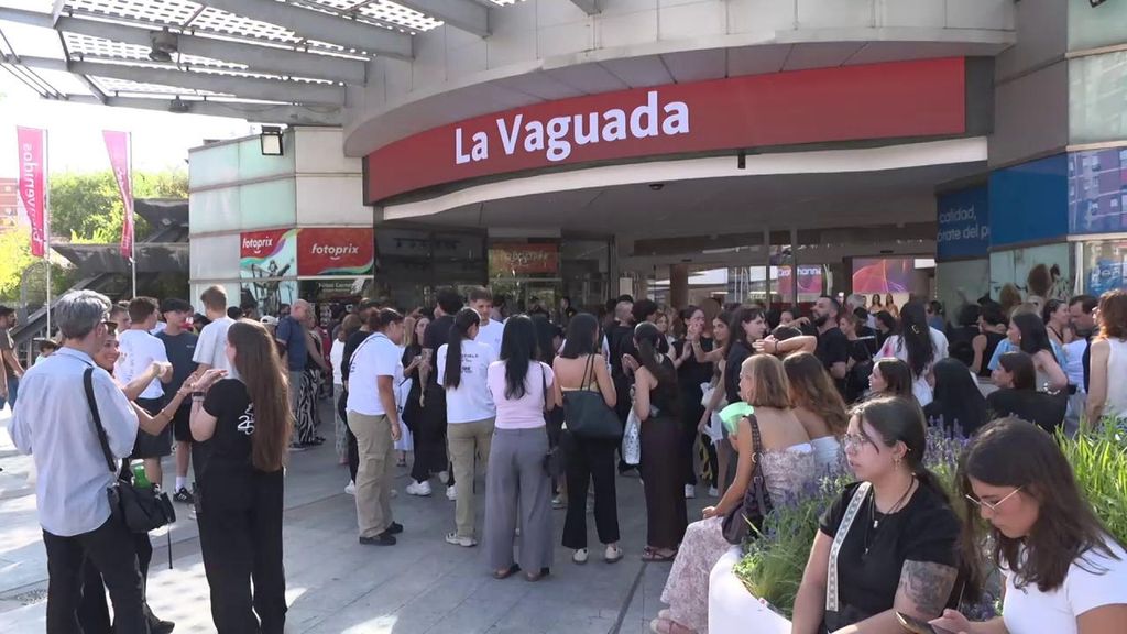 Desalojado el centro comercial La Vaguada por un incendio que deja un vigilante con intoxicación leve por humo