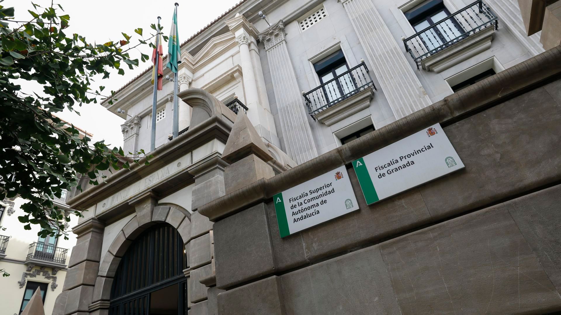 Sede de la Fiscalía Provincial de Granada y de la Comunidad Autónoma de Andalucía Sede de la Fiscalía Provincial de Granada y de la Comunidad Autónoma de Andalucía