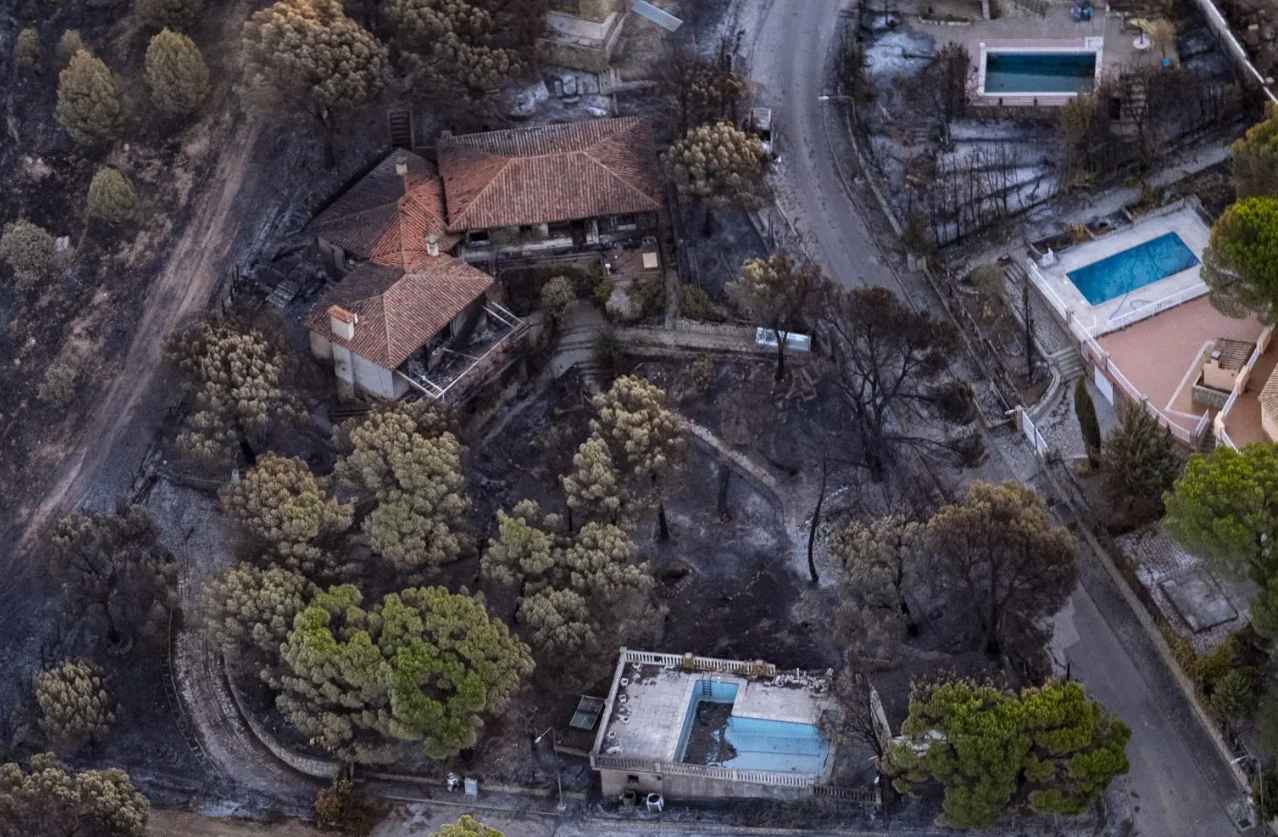 Urbanización Encinar del Alberche en Villa del Prado, arrasada por las llamas
