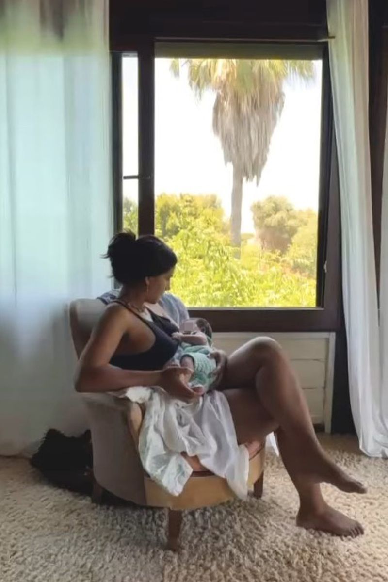 La primera imagen de Lola Orellana junto a su hija