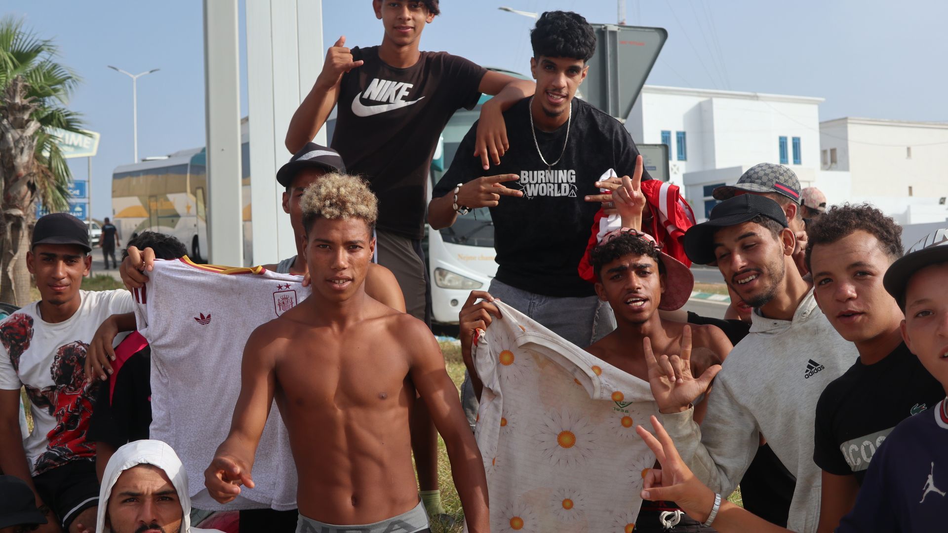 Marruecos reconoce 40.000 entradas de migrantes a Ceuta y once muertos en su territorio
