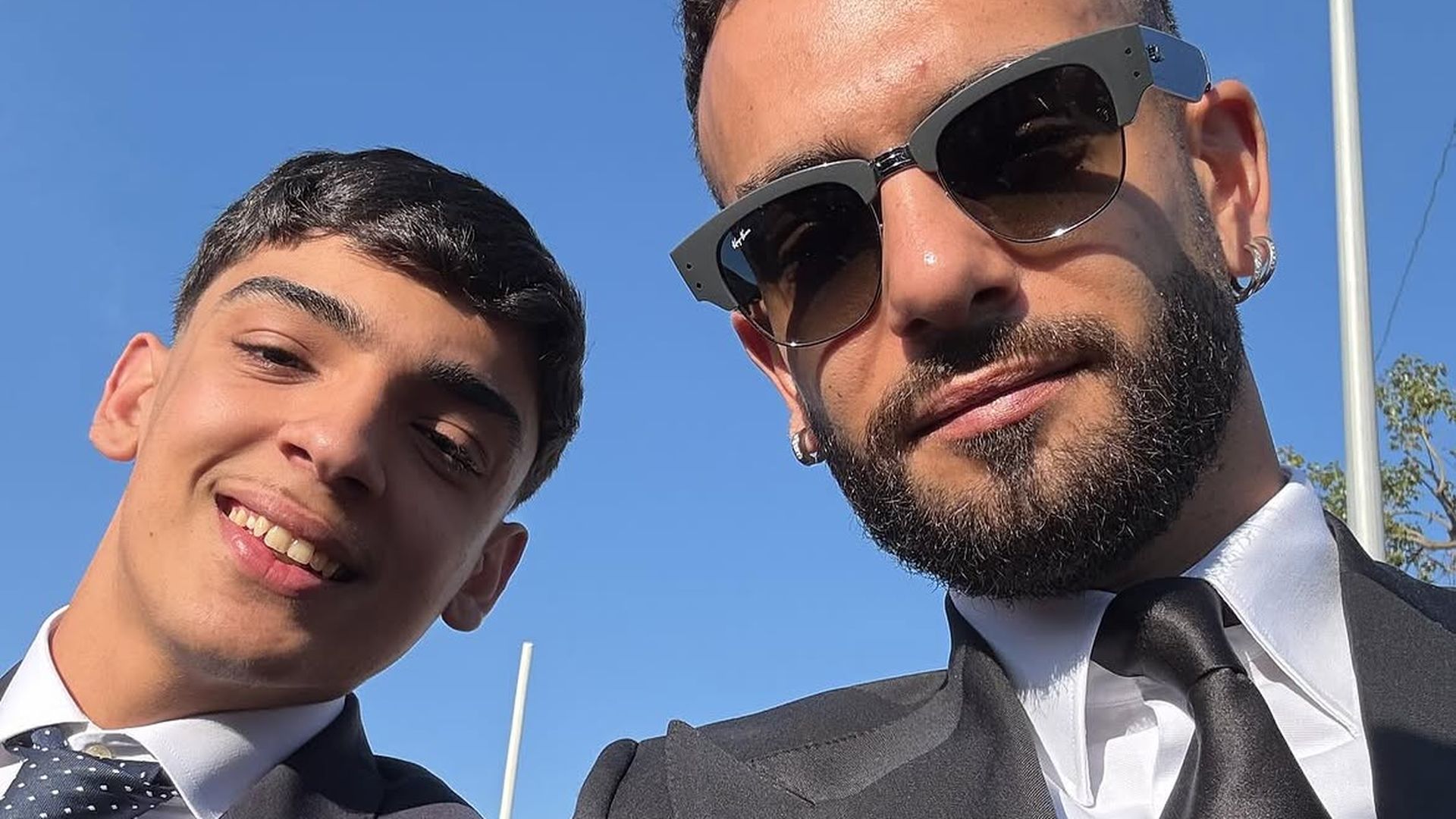 Samuel está muy unido a su hermano Manuel Cortés, que dice de él que su "sucesor"