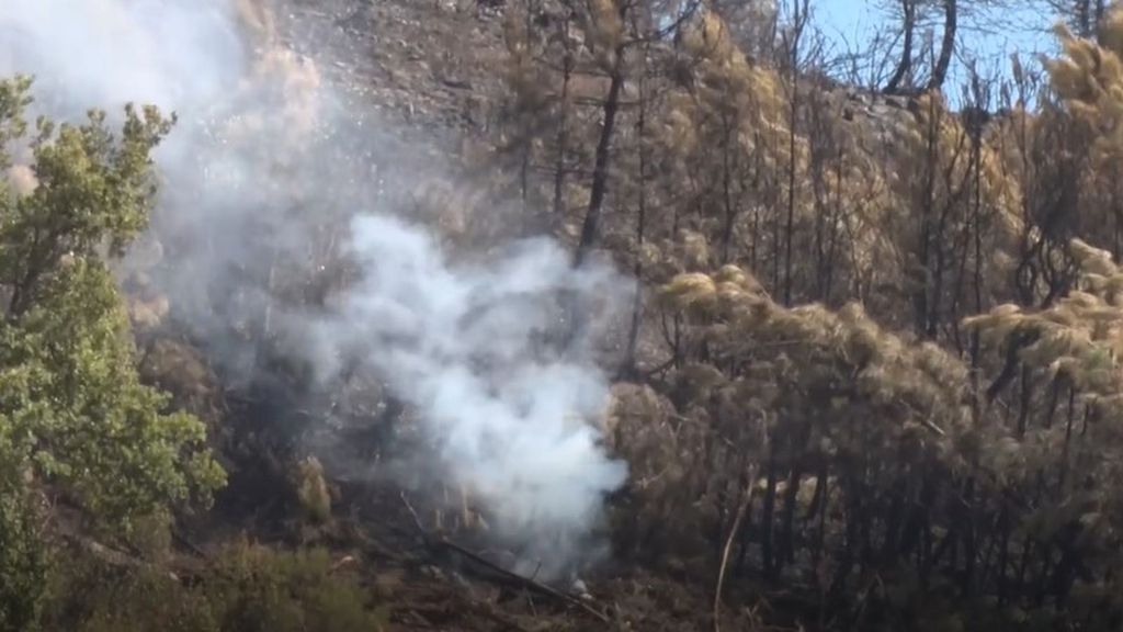 Última hora de los incendios: estabilizado el incendio forestal de Casas de Millán, Cáceres, tras quemar 1.352 hectáreas