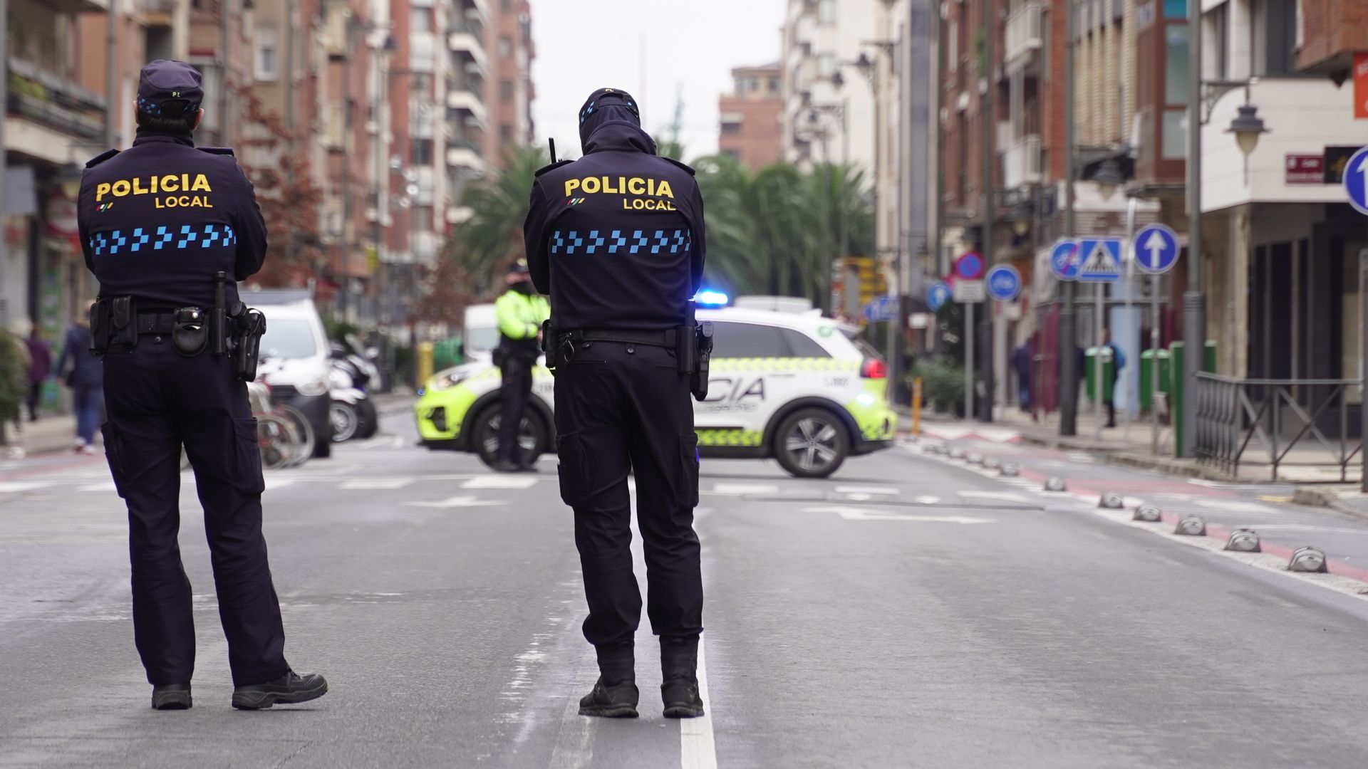 Cuatro jóvenes detenidos tras apuñalar a dos hombres en Logroño Cuatro jóvenes detenidos tras apuñalar a dos hombres en Logroño