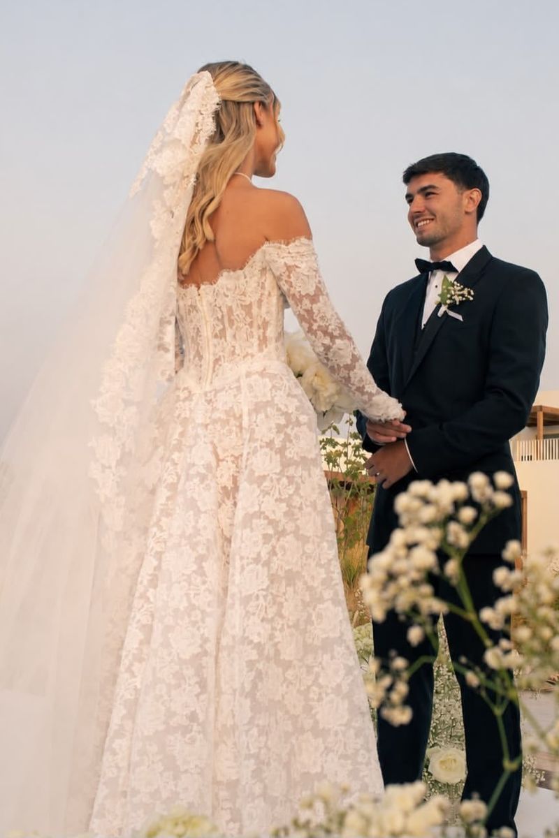 El vestido de boda de Luz Méndez en su boda con Brahim Díaz