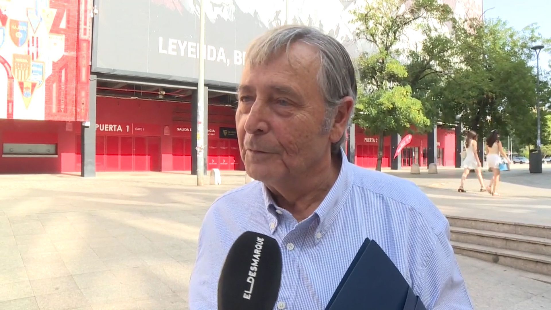 Joaquín Pérez, el sevillista que pide ayuda al club