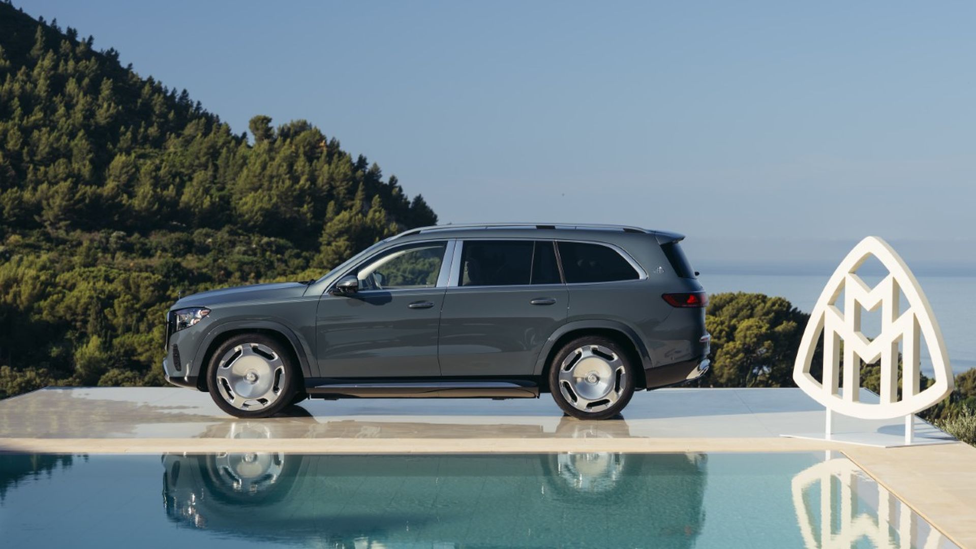 Mercedes-Maybach GLS.