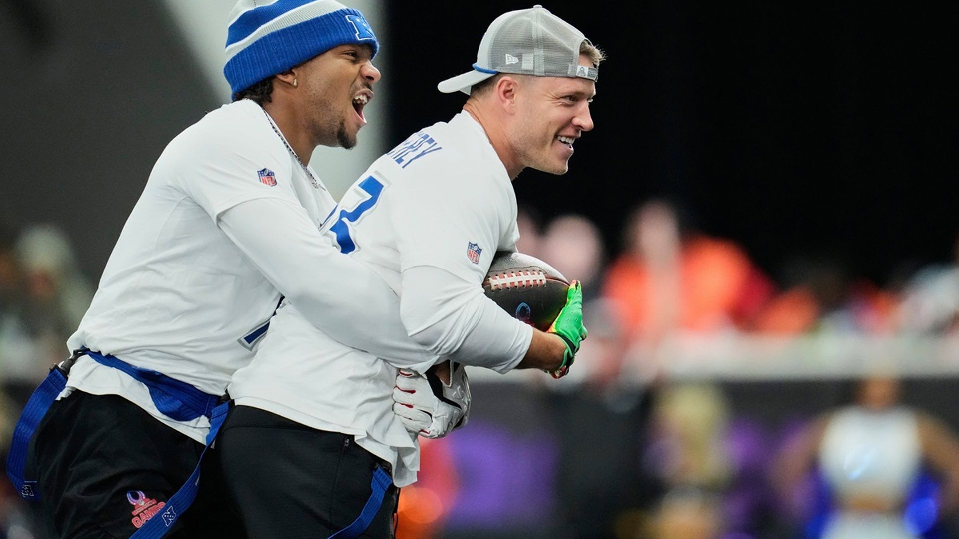Bijan Robinson junto a Christian McCaffrey en el Pro Browl de 2026 Bijan Robinson junto a Christian McCaffrey en el Pro Browl de 2026