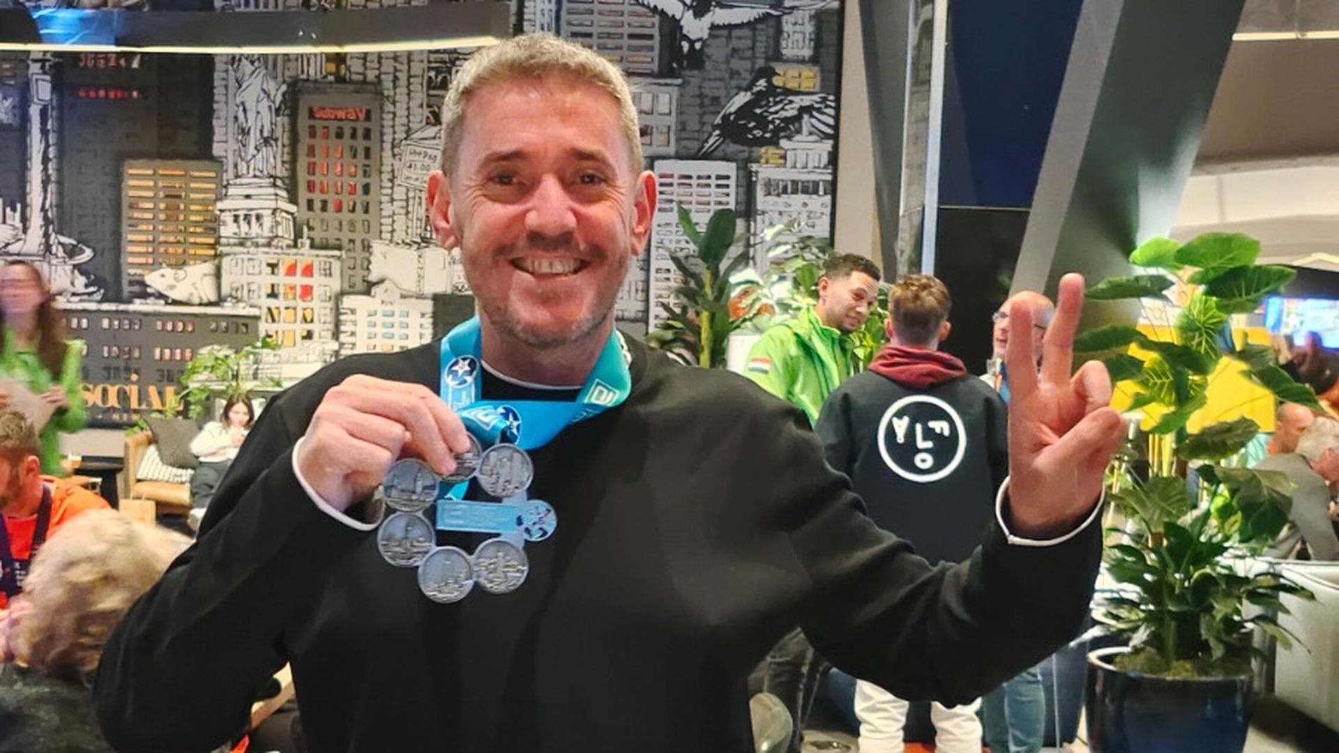 Con la medalla 'finisher' de World Marathon Majors