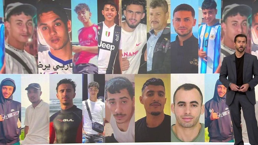 Decenas de familias marroquíes buscan a sus desaparecidos en Ceuta con fotos en redes: "Que Dios nos proteja"