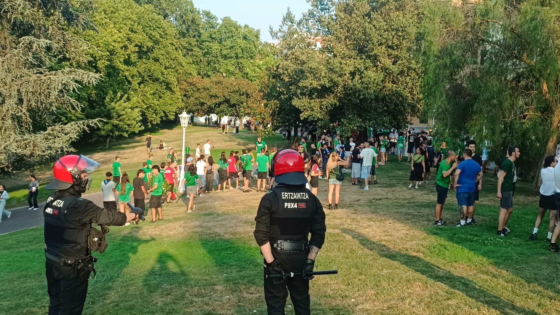 EuropaPress_7675509_imagen_policia_altercados_parque_dona_casilda_bilbao EuropaPress_7675509_imagen_policia_altercados_parque_dona_casilda_bilbao