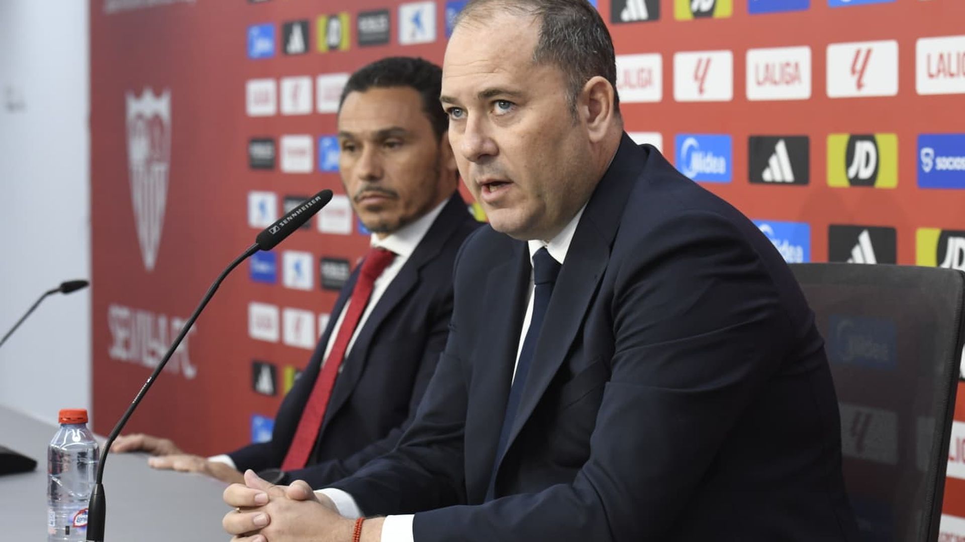 José Ignacio Navarro, en su presentación como director deportivo del Sevilla José Ignacio Navarro, en su presentación como director deportivo del Sevilla