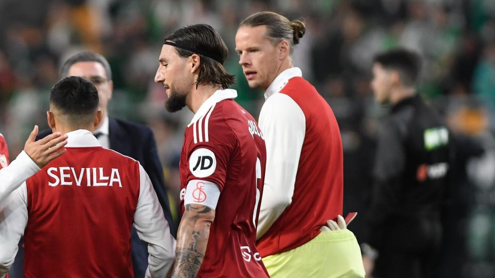 La charla de Alexis a Gudelj, Isaac Romero, Nyland y Gattoni tras el derbi