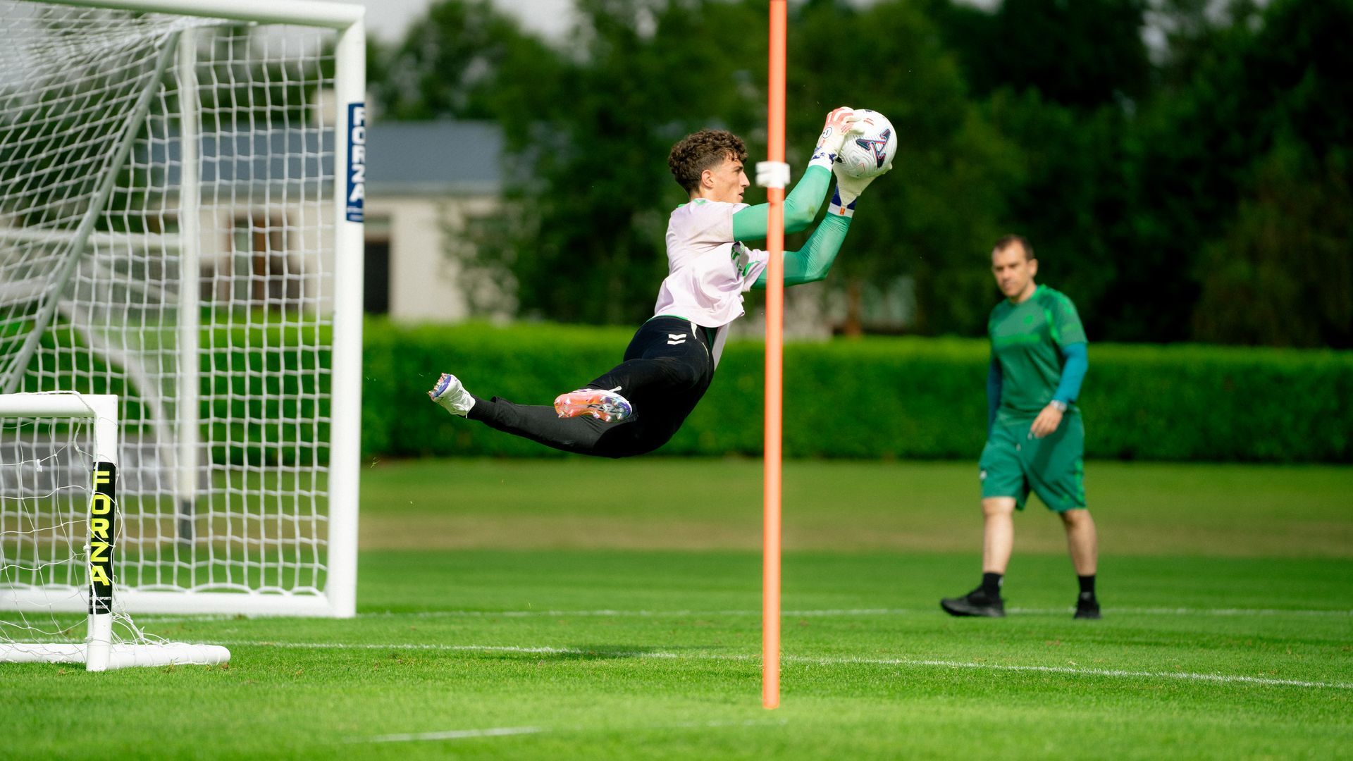 Manu González, entrenando en Irlanda