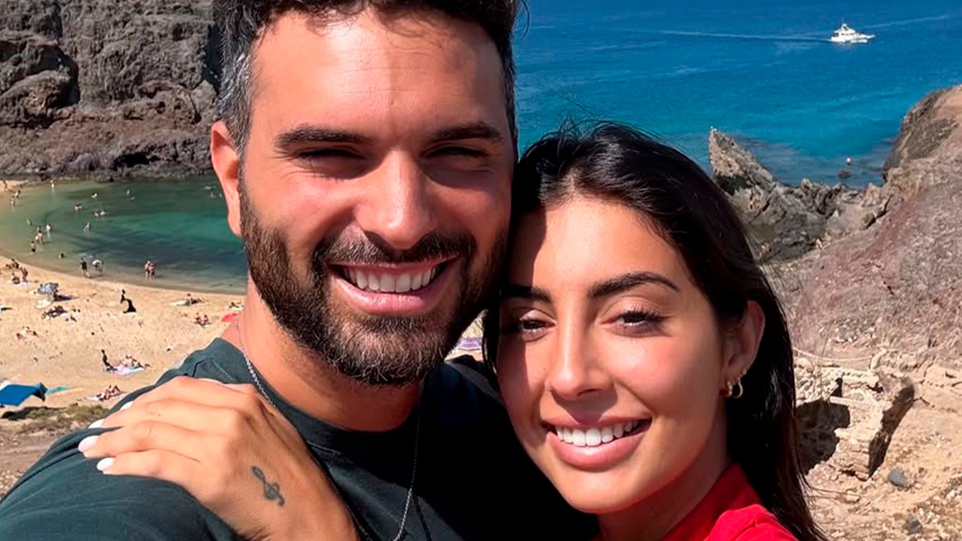 Marieta y Suso abren el álbum de fotos de su boda un mes después de la celebración Marieta y Suso abren el álbum de fotos de su boda un mes después de la celebración