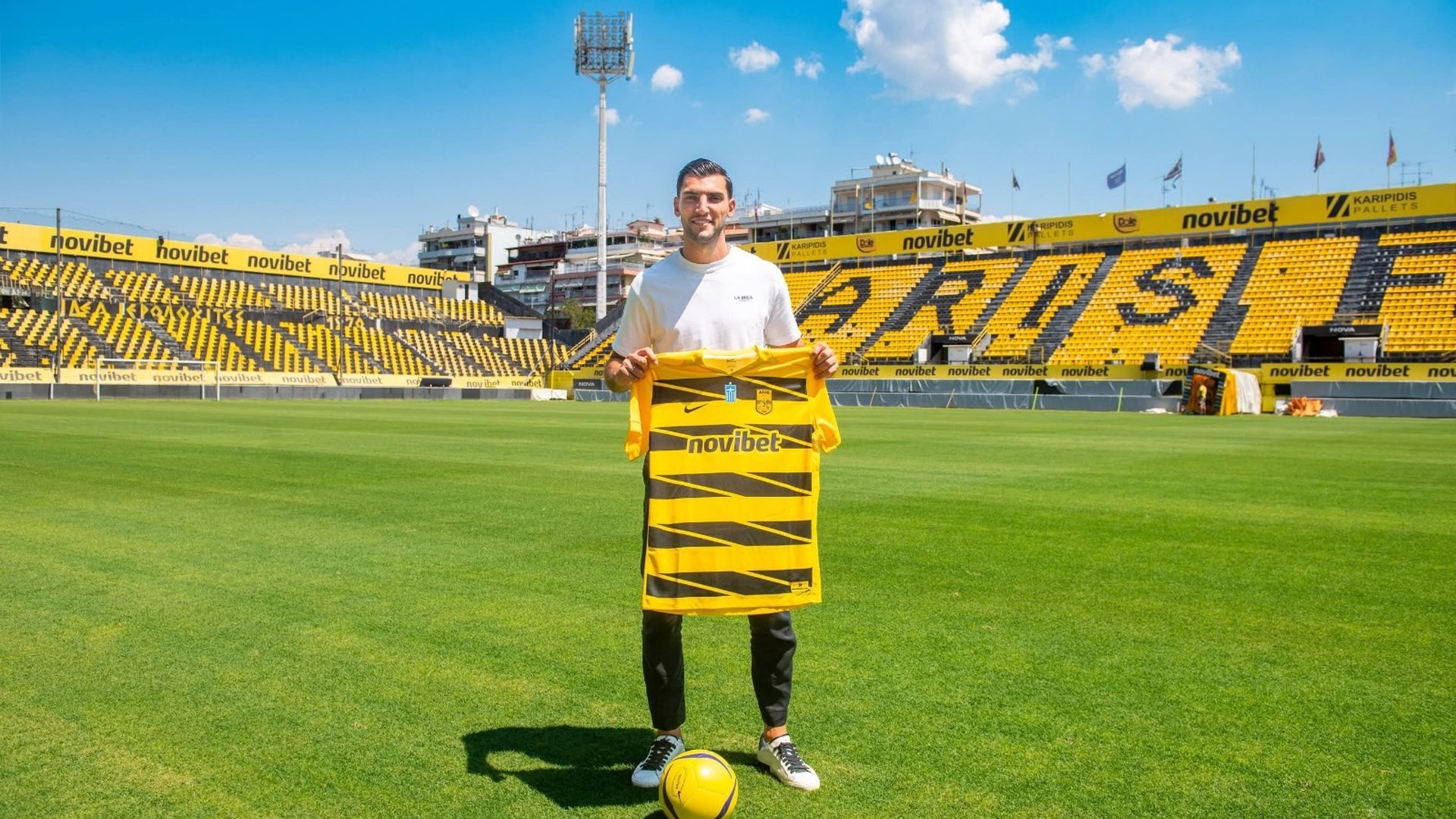 Rafa Mir, recién fichado por el Aris de Salónica