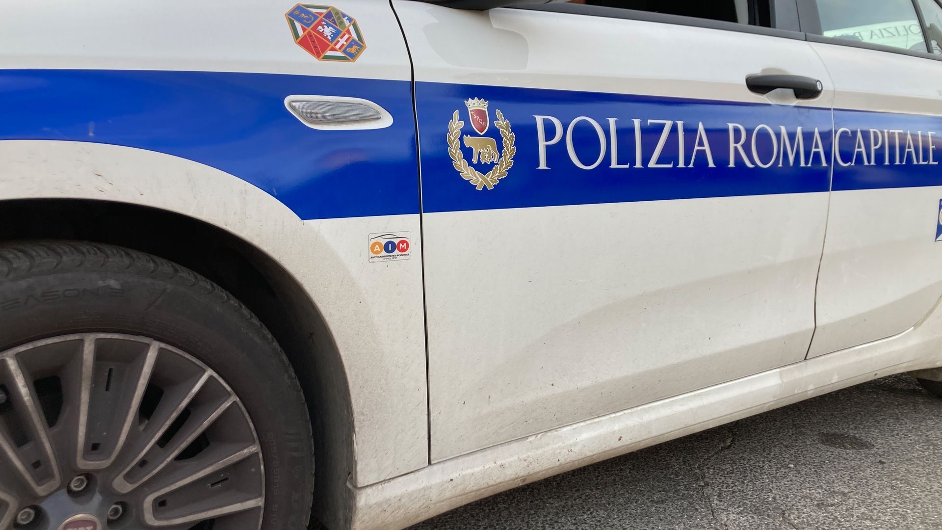 Un hombre muere atropellado por el exnovio de una mujer a la que acababa de ayudar Un hombre muere atropellado por el exnovio de una mujer a la que acababa de ayudar