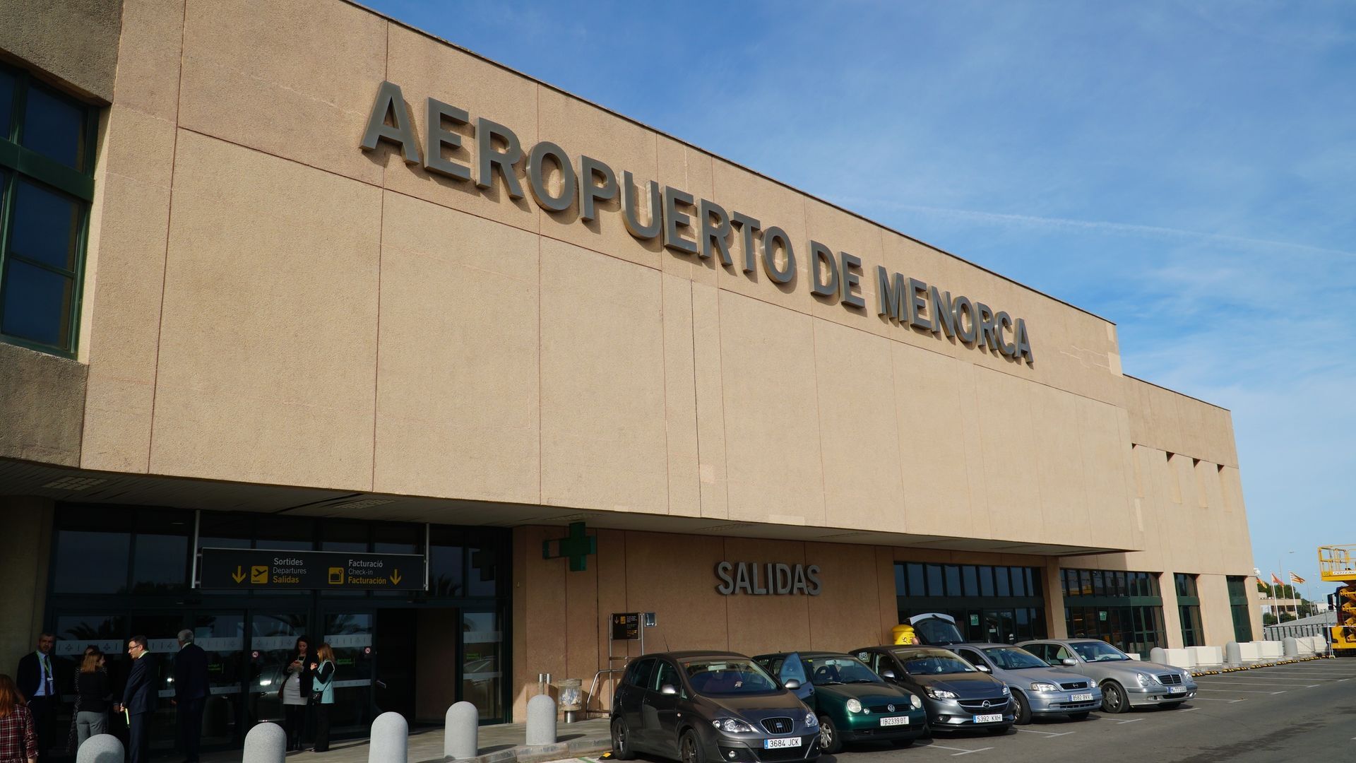 Un joven muere atropellado en el aeropuerto de Menorca Un joven muere atropellado en el aeropuerto de Menorca