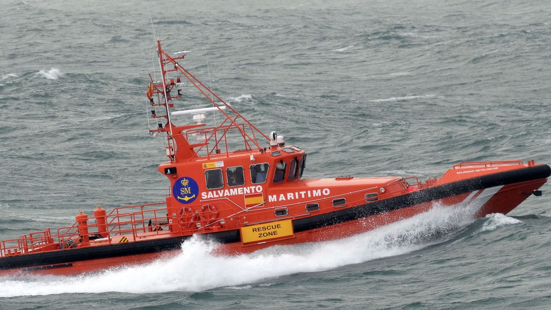 Una lancha de Salvamento Marítimo Una lancha de Salvamento Marítimo