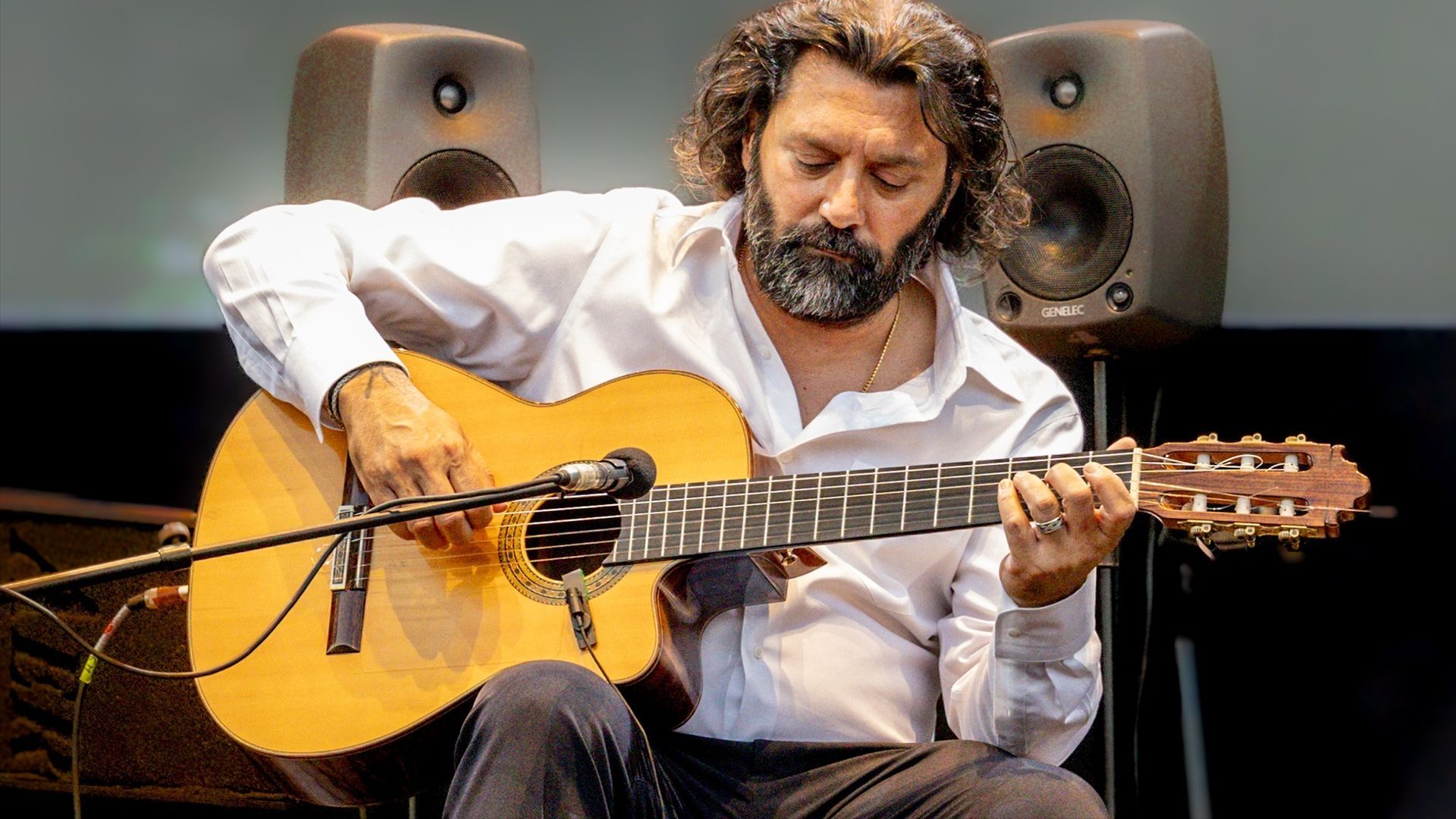 Josemi Carmona, el hijo de Pepe Habichuela, es guitarrista y padre de una hija, Lucía