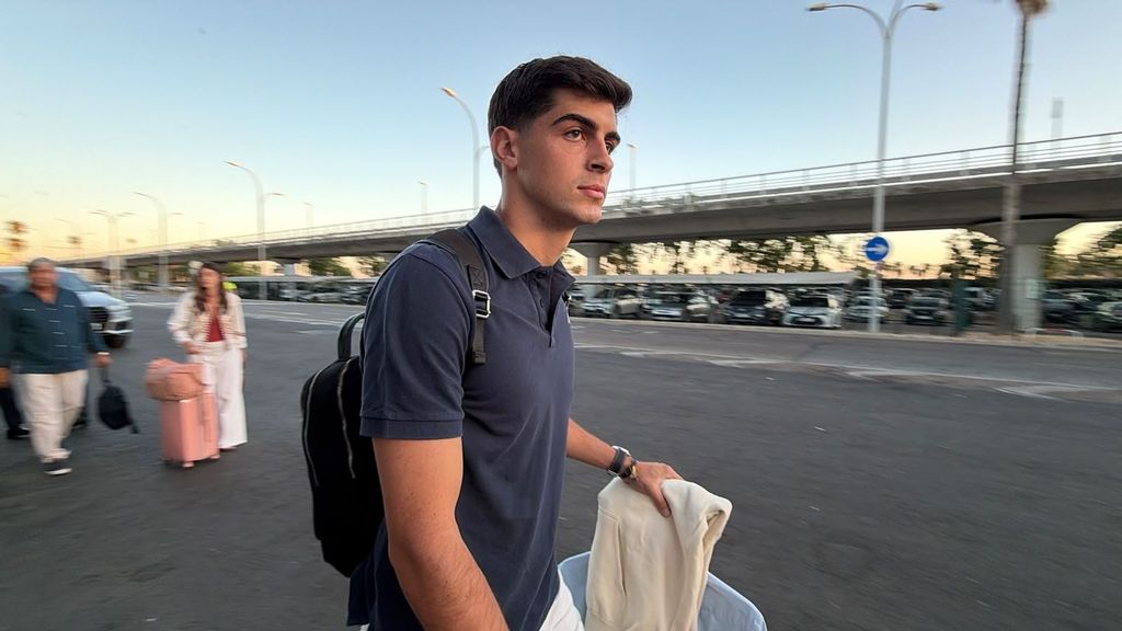Juanlu Sánchez pone rumbo a Inglaterra para cerrar su fichaje