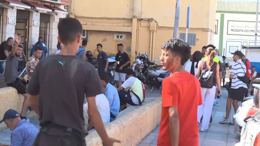 Buscan en Ceuta, en los barrios periféricos a miles de migrantes que se esconden para no regresar a Marruecos