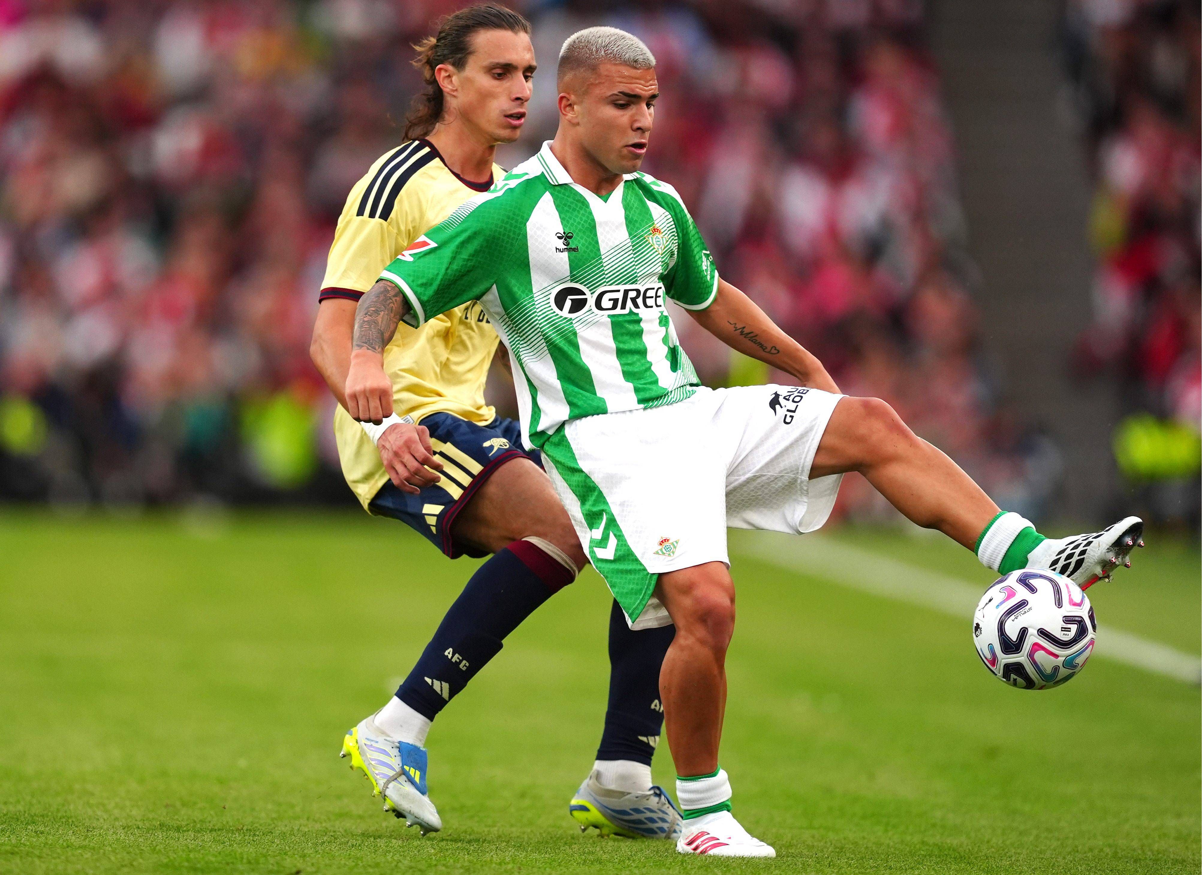 Pablo García, contra el Arsenal