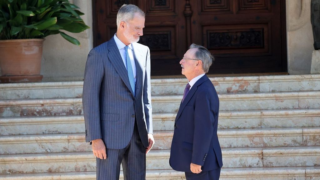 Felipe VI transmite su "cariño y apoyo" a Ceuta y Vivas está convencido de que visitará la ciudad: "No me cabe duda"