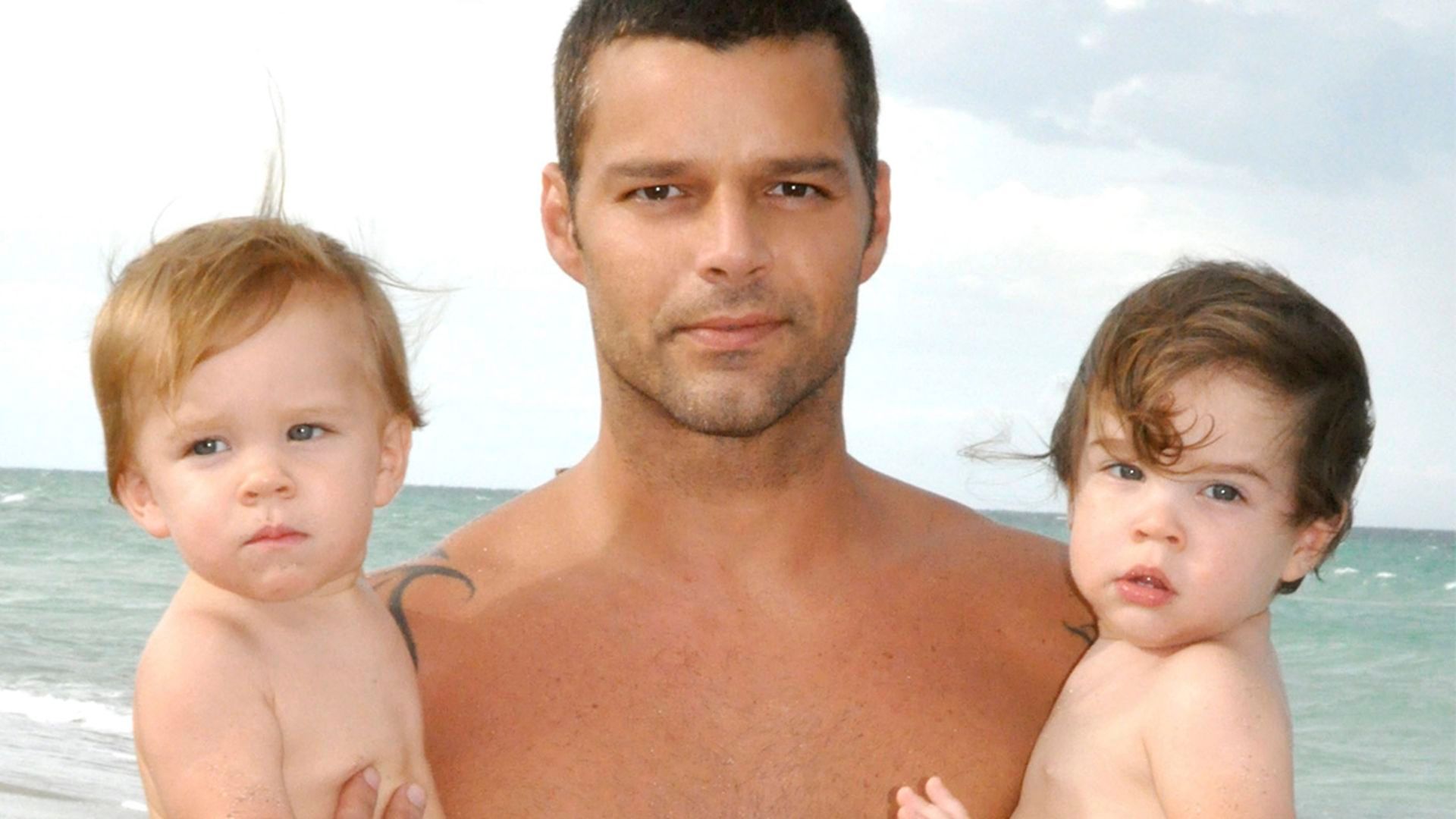 Ricky Martin, con sus dos hijos cuando tenían un año