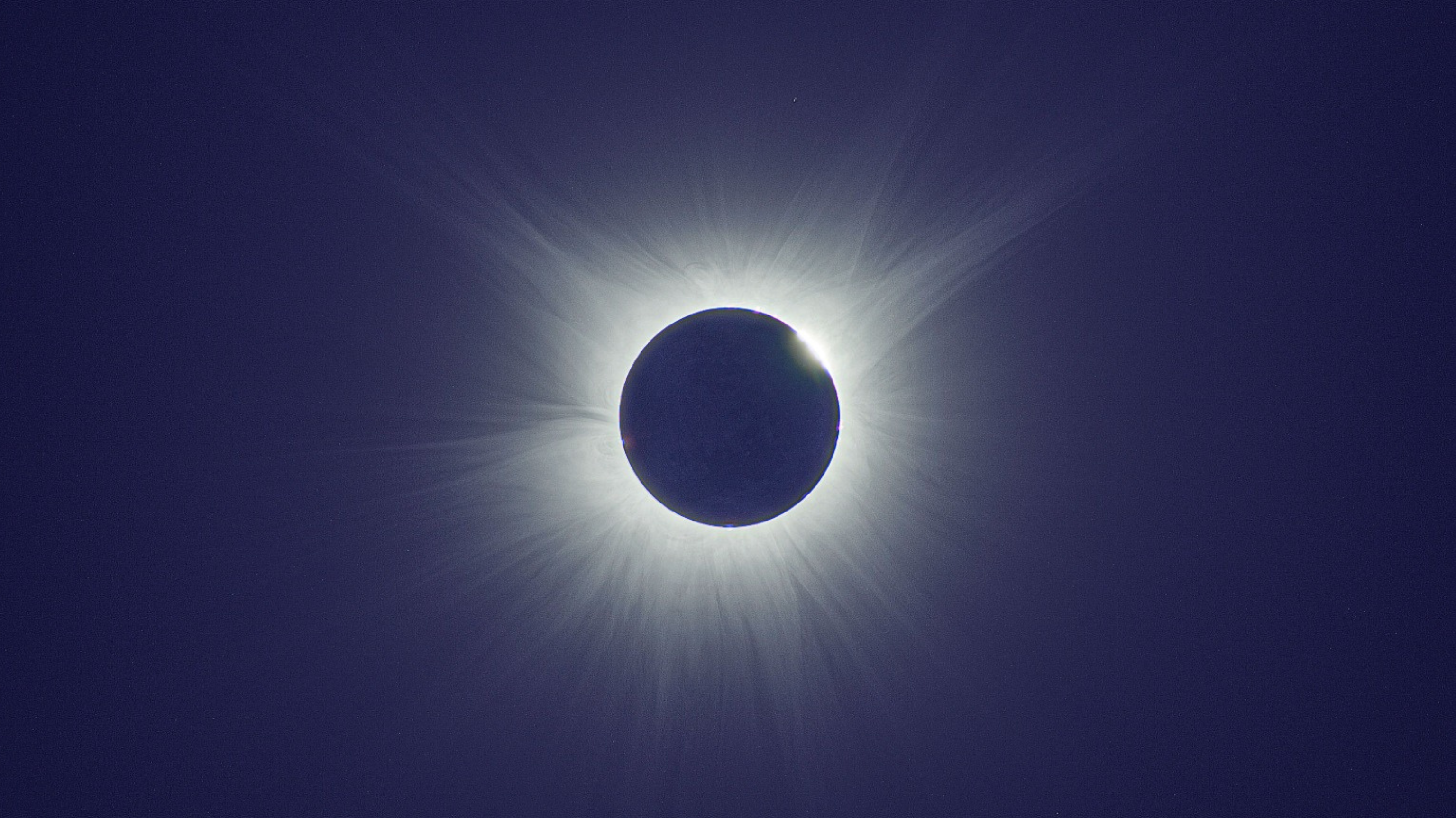Uno de los eclipses fotografiados por Óscar Martín