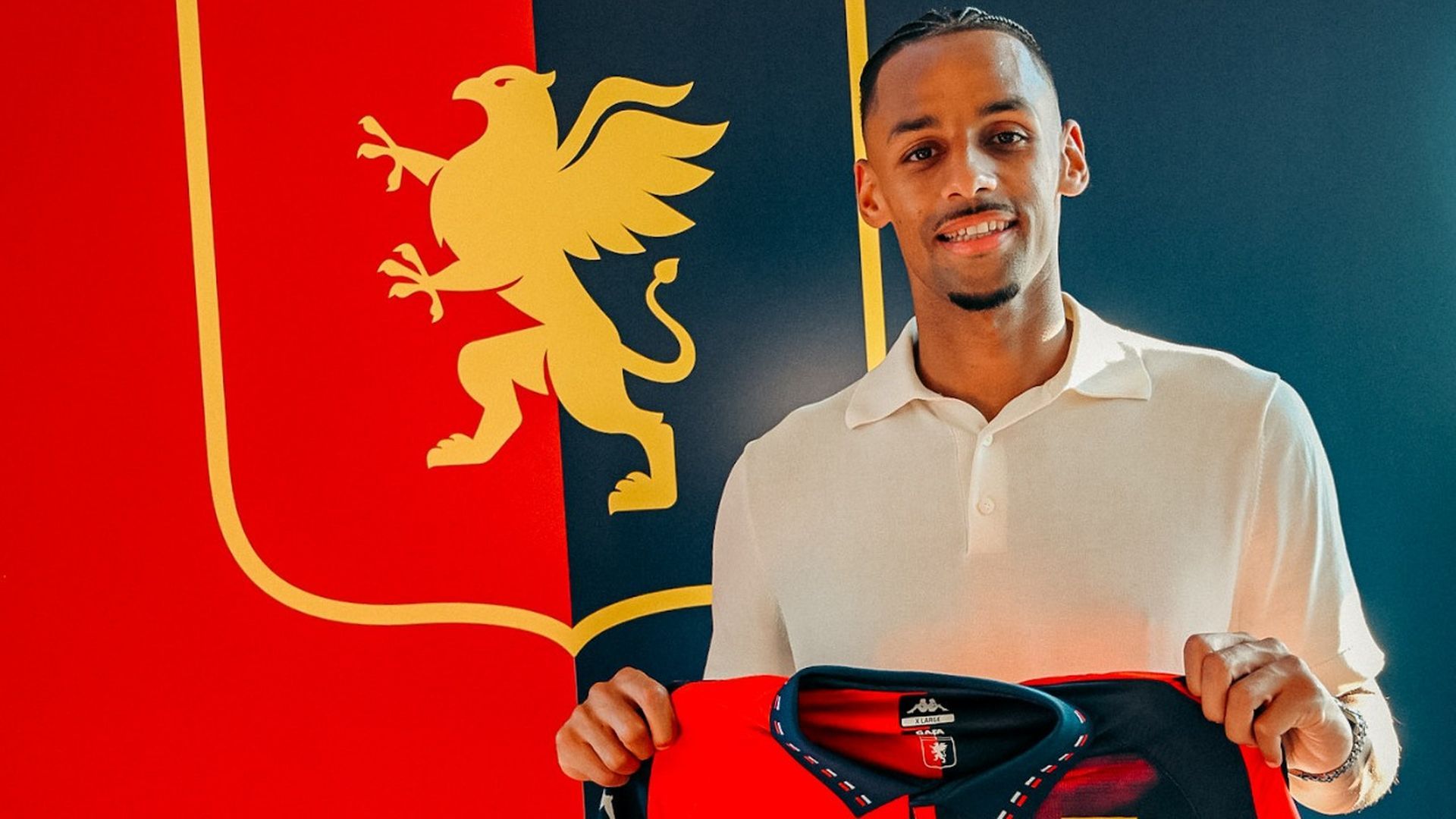 Djibril Sow, en su primer día en el Genoa