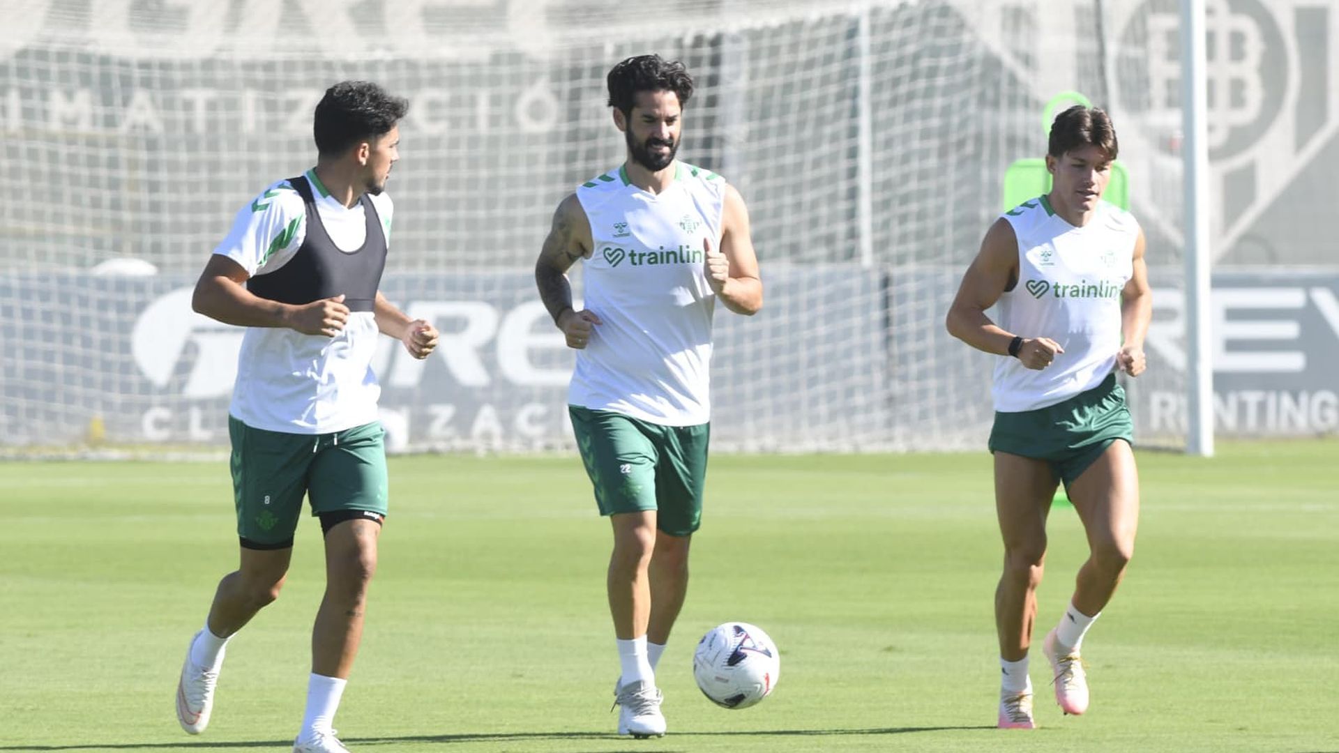 Isco, Pablo Fornals y Fran García, en el entrenamiento del Betis de este viernes