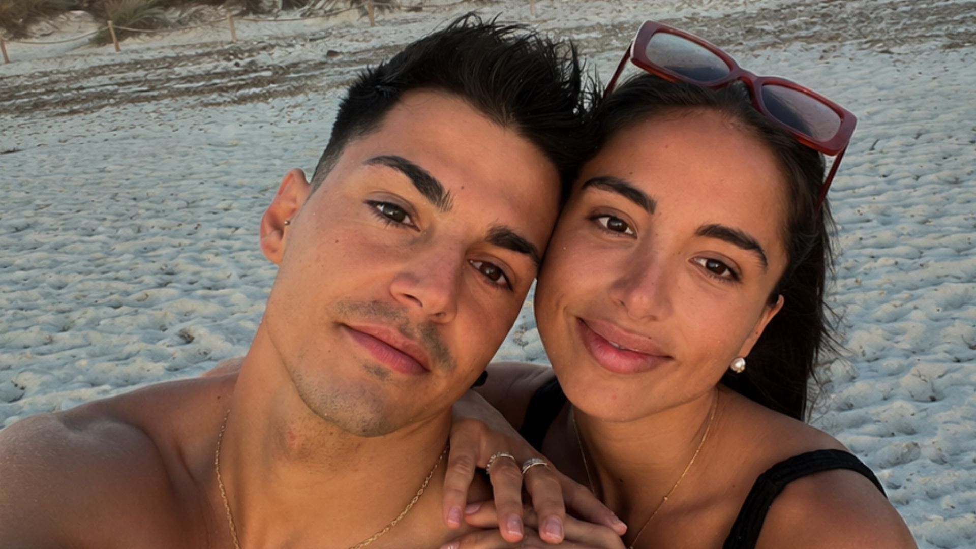 La vida actual de Sandra Pica, embarazada de su primer hijo: su historia de amor de cuatro años con su pareja y sus primeros posados juntos La vida actual de Sandra Pica, embarazada de su primer hijo: su historia de amor de cuatro años con su pareja y sus primeros posados juntos