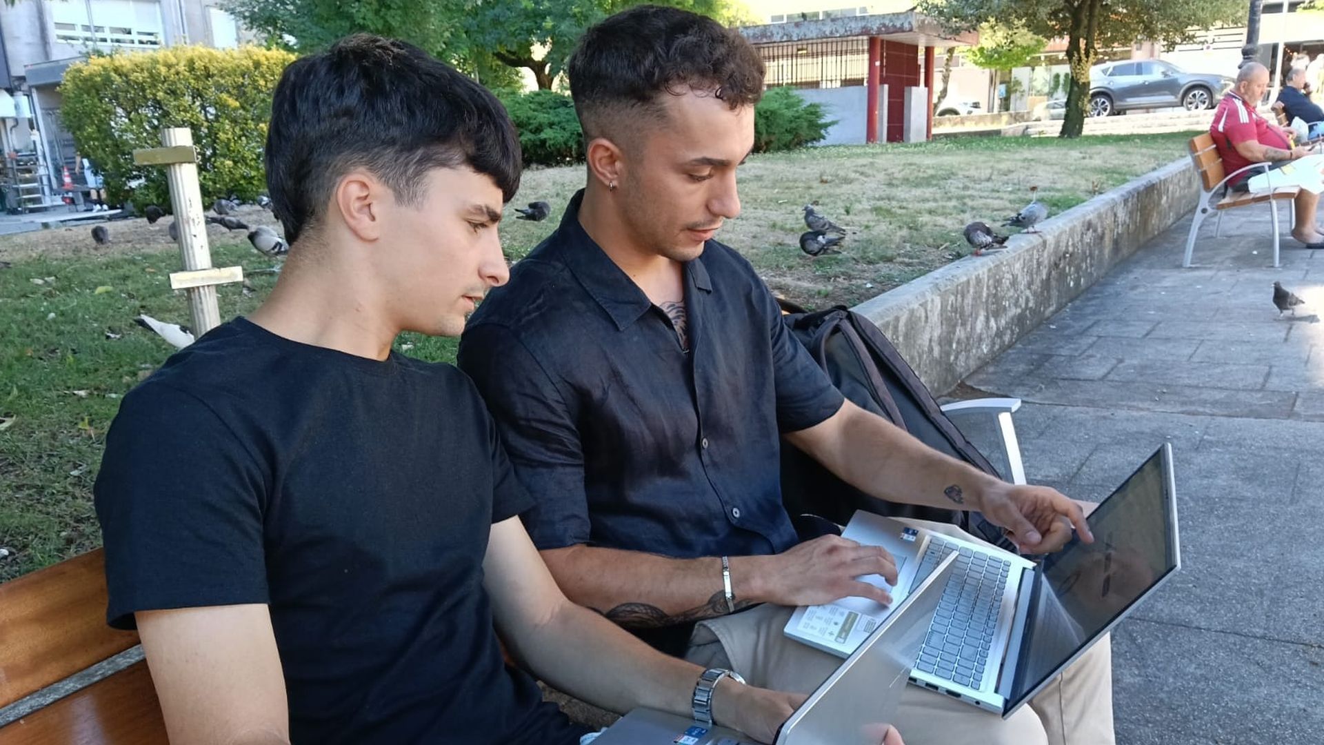 Lucas Ortins, de 21 años, e Iago González, de 19, creadores de la app Compa Lucas Ortins, de 21 años, e Iago González, de 19, creadores de la app Compa
