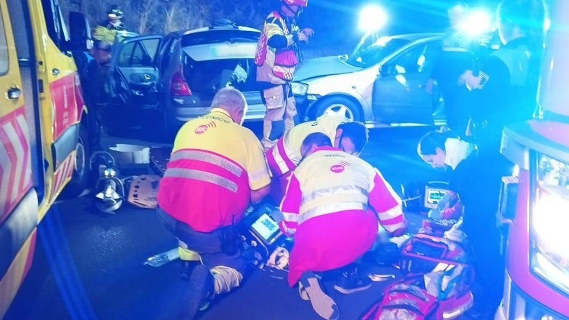 Muere una joven de 22 años tras una colisión frontal en Tejeda de Tiétar, Cáceres: otras tres personas resultaron heridas Muere una joven de 22 años tras una colisión frontal en Tejeda de Tiétar, Cáceres: otras tres personas resultaron heridas