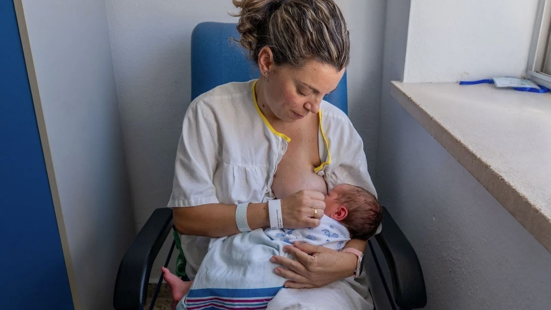El Hospital Univesrtario de Jaén administrará calostro a bebés prematuros para reforzar sus defensas desde el nacimiento El Hospital Univesrtario de Jaén administrará calostro a bebés prematuros para reforzar sus defensas desde el nacimiento