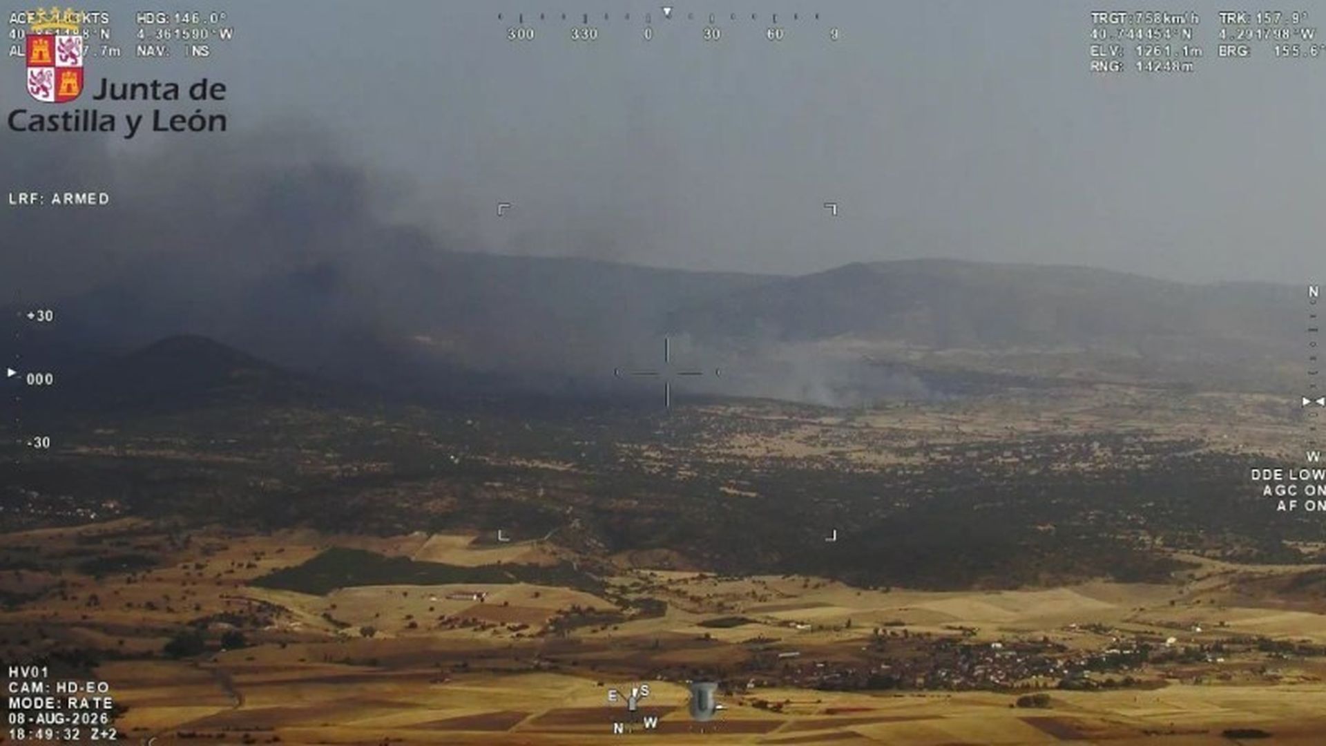 Incendio forestal en Navas de San Antonio (Segovia). Incendio forestal en Navas de San Antonio (Segovia).