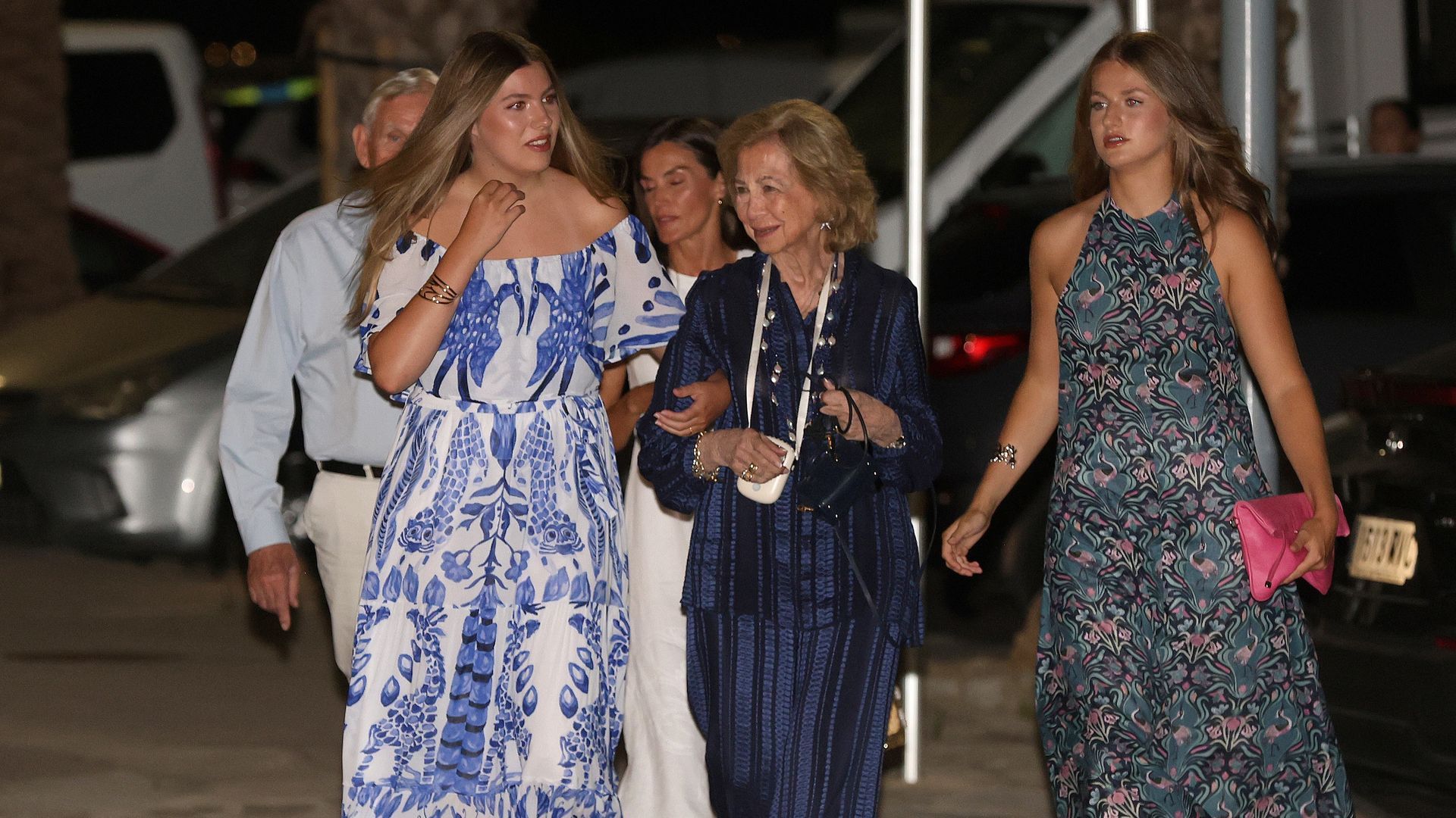 La princesa Leonor, la infanta Sofía y la reina emérita