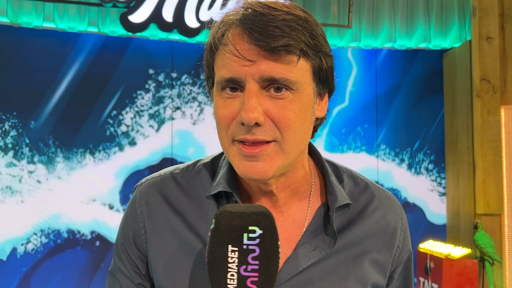 Así es la relación de Ion Aramendi con sus hijos: “Me exigen ser un padre diferente”