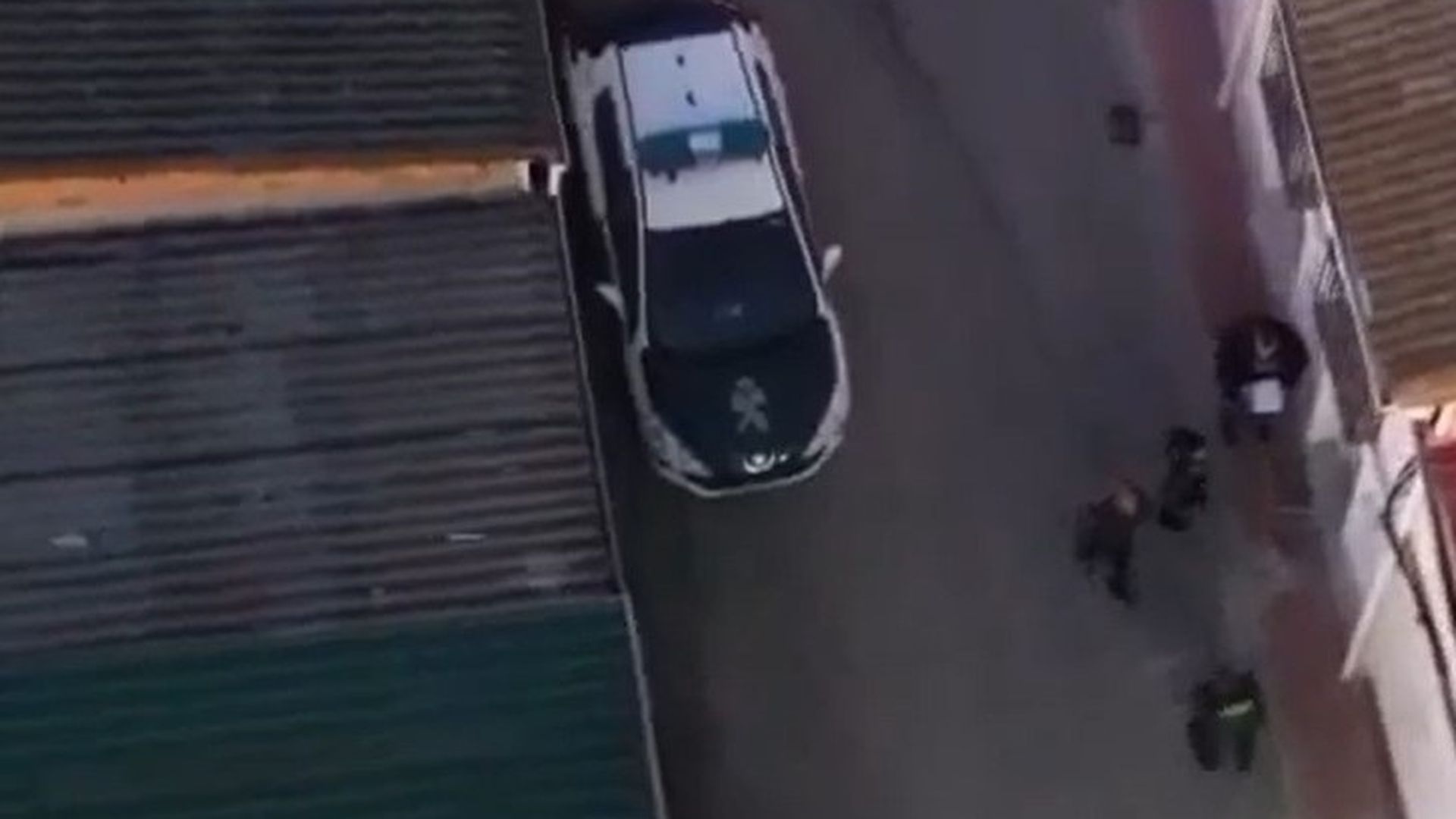 Detenido por robar hierro en una nave industrial de Granada y dejarse su teléfono móvil junto al DNI Detenido por robar hierro en una nave industrial de Granada y dejarse su teléfono móvil junto al DNI