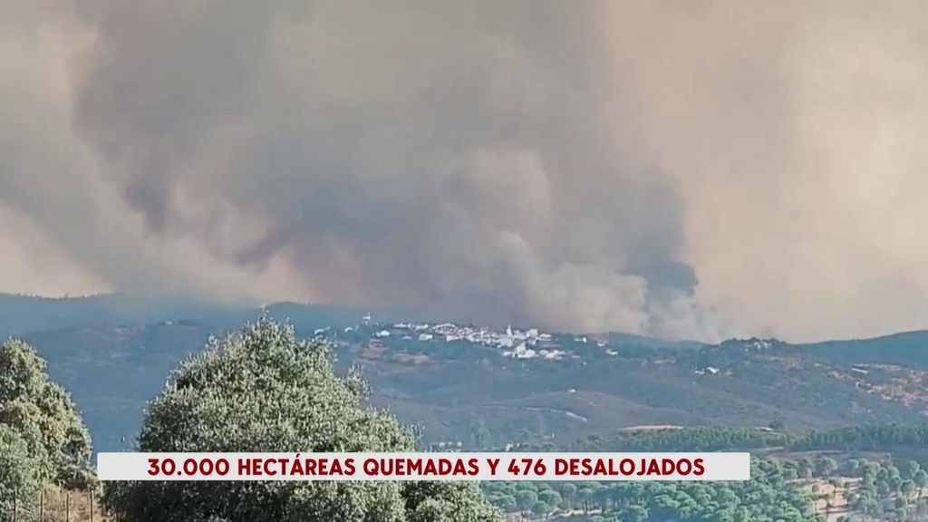 El incendio de Niebla en Huelva supera ya las 20.000 hectáreas de perímetro y es imposible de extinguir