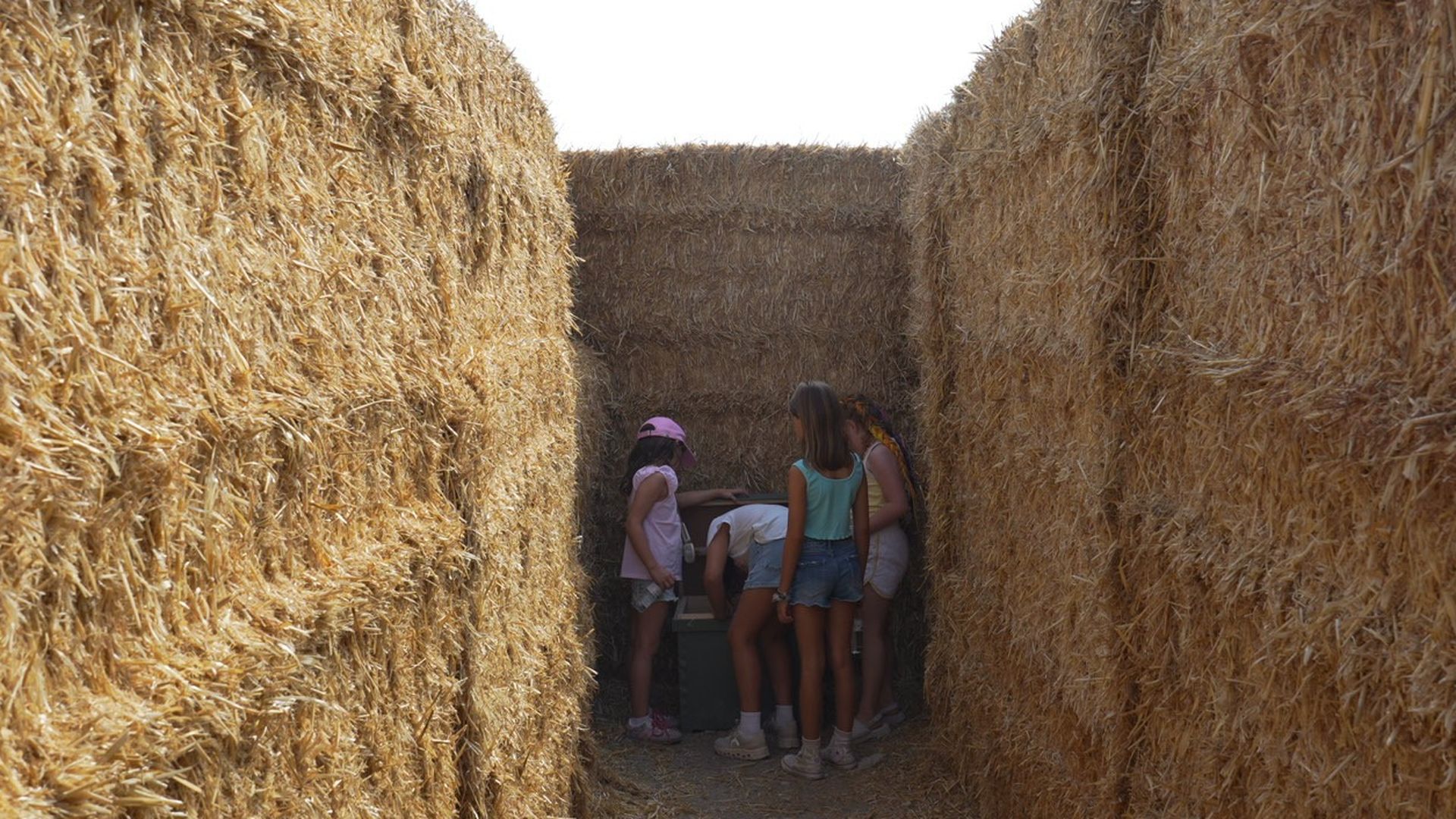En el laberinto de día se han de localizar diez cajas