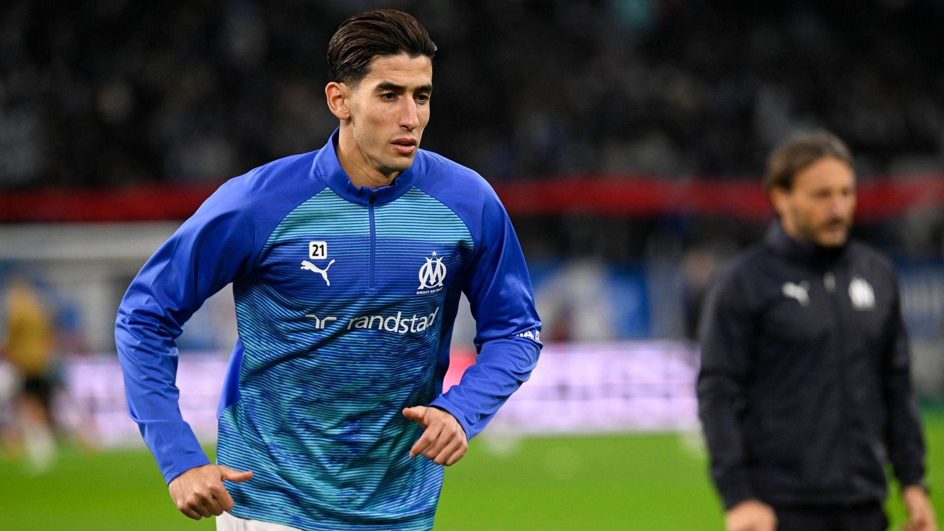 Nayef Aguerd, durante un partido con el Olympique de Marsella. Nayef Aguerd, durante un partido con el Olympique de Marsella.