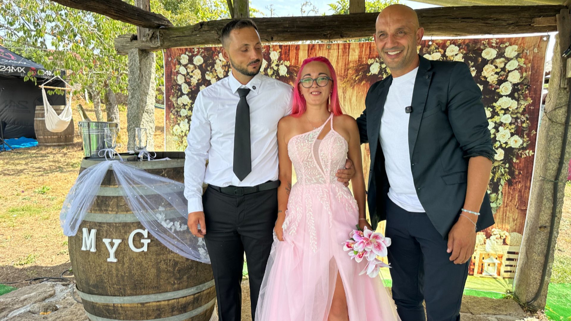 El alcalde de Porriño, Alejandro Lorenzo, en la boda de Gabriel y María El alcalde de Porriño, Alejandro Lorenzo, en la boda de Gabriel y María
